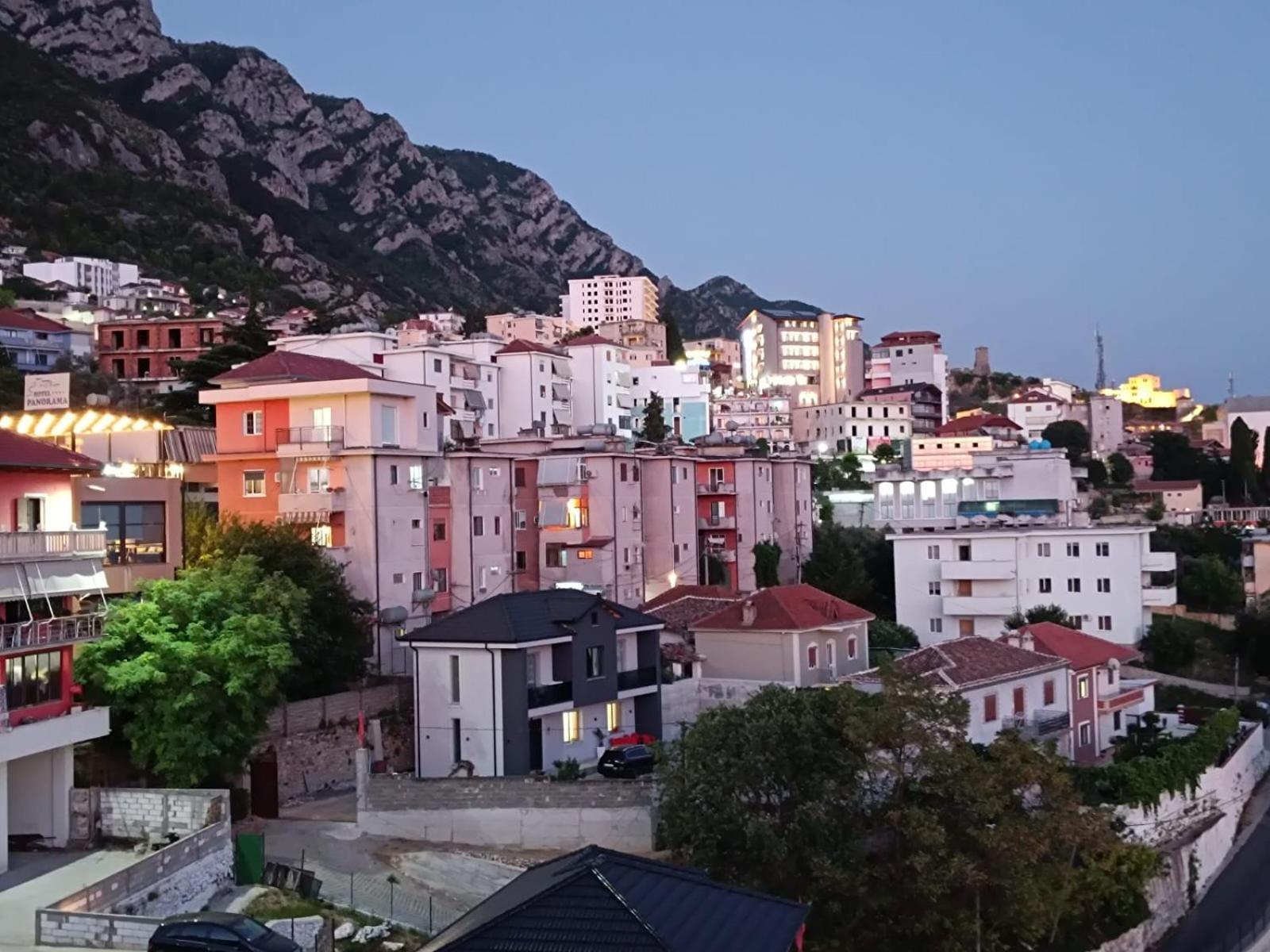 Panoramic Kruje Escape Bami Apartment Luaran gambar